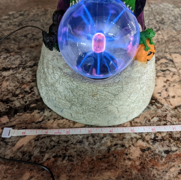 Witch Plasma Ball Globe Light - Picture 7 of 8